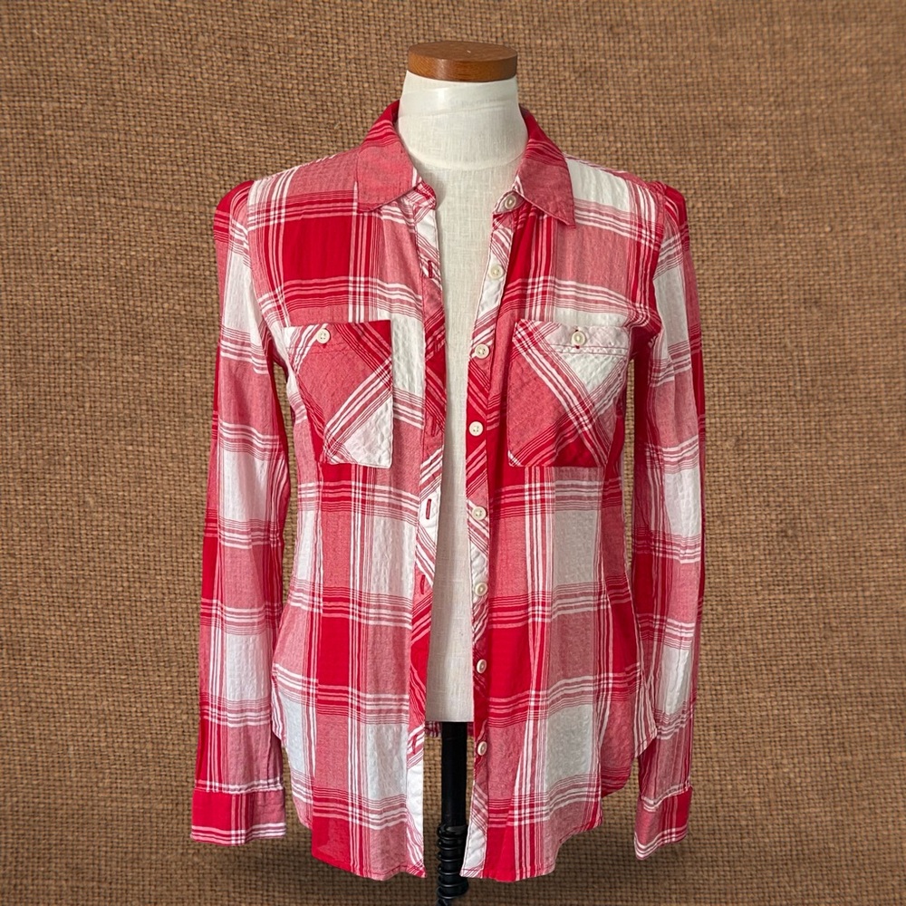 Maurices Long Sleeve Red & White Plaid Button Down Shirt SzS